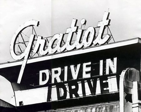 Gratiot Drive-In Theatre - Old Screen Tower (newer photo)